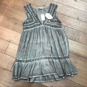 Entro Dress